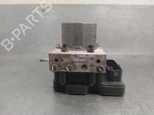 Used ABS pump MERCEDES-BENZ GLA-CLASS (X156) GLA 200 CDI / d (156.908) (136 hp) 18133259