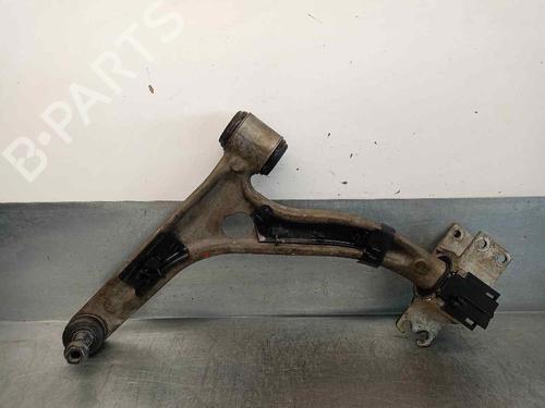 Used Left front suspension arm MERCEDES-BENZ GLA-CLASS (X156) GLA 200 CDI / d (156.908) (136 hp) 18145564