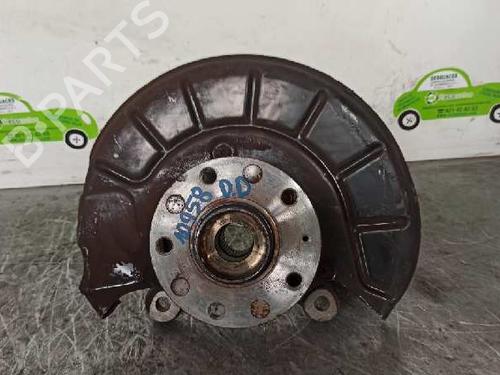 Used Right front steering knuckle VW GOLF VI (5K1) 1.4 TSI (122 hp) 5788487