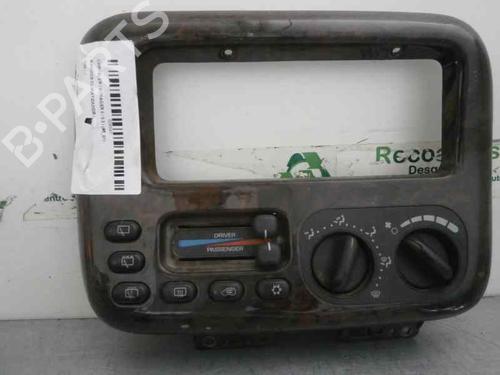 Used Climate control CHRYSLER VOYAGER / GRAND VOYAGER III (GS_, NS_) 3.3 i (158 hp) 2059995