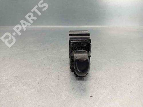 Used Right front window switch Right front window switch CHEVROLET MATIZ (M200, M250) 0.8 (52 hp) 10777620 10777620