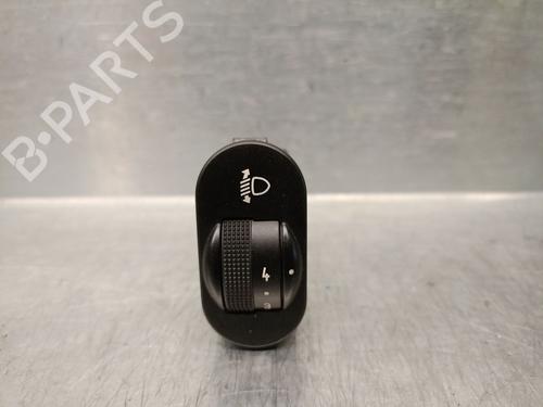 Used Headlight switch FORD MONDEO II Saloon (BFP) 1.8 TD (90 hp) 19496784