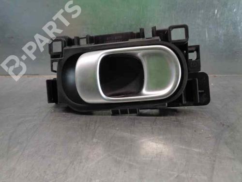 Used Front left interior door handle Front left interior door handle CITROËN C4 CACTUS 1.5 BlueHDi 100 (102 hp) 8063373 8063373