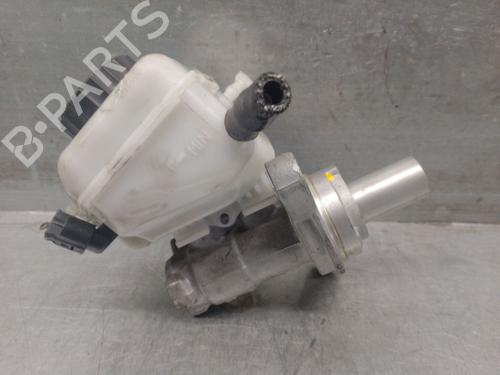 Used Brake master cylinder BMW 1 (F20) 116 i (136 hp) 19704384