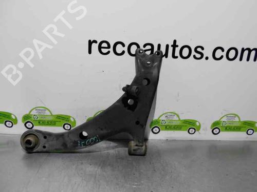 Used Left front suspension arm TOYOTA COROLLA Liftback (_E11_) 2.0 D-4D (CDE110_, CDE110R) (90 hp) 3118482