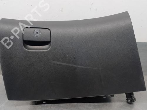 Used Glove box HYUNDAI i30 (FD) 1.6 CRDi (90 hp) 18323902