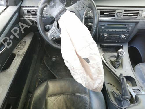 Middle console BMW 3 Convertible (E93) 320 i | BP19106157I22 