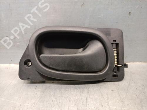 Used Rear right interior door handle RENAULT LAGUNA I (B56_, 556_) 2.0 (B56C/H/N) (113 hp) 19286849