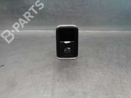 Used Right front window switch Right front window switch MERCEDES-BENZ C-CLASS (W204) C 320 CDI (204.022) (224 hp) 8368490 8368490