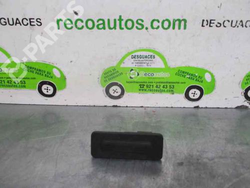 tailgate-handle-citroen-c4-cactus-12-thp-110-9676028380-2014-2680238 main image