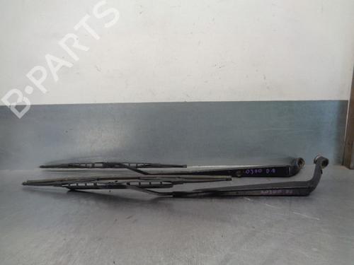 Used Front windshield wiper arm TOYOTA COROLLA (_E12_) 1.6 VVT-i (ZZE121_, ZZE121R) (110 hp) 18071602