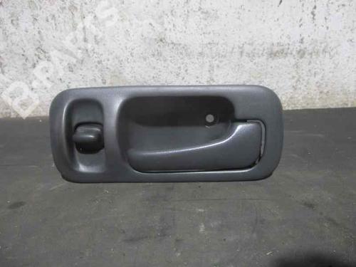 Used Front right interior door handle Front right interior door handle HONDA CR-V I (RD) 2.0 16V 4WD (RD1, RD3) (128 hp) 6533790 6533790