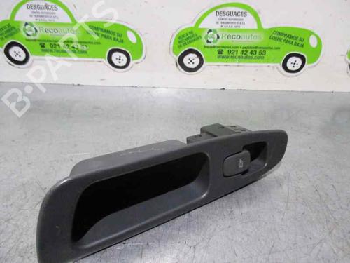 Used Right rear window switch VOLVO V40 Estate (645) 2.0 T (165 hp) 2310881