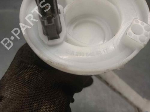 Fuel pump MERCEDES-BENZ E-CLASS (W210) E 220 CDI (210.006) | BP18660812M76 
