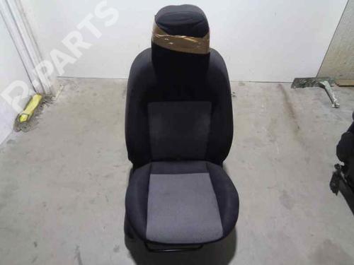 right-front-seat-fiat-doblo-cargo-263_-13-d-multijet-2010-6513277 main image