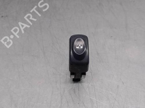 Used Right front window switch RENAULT MEGANE I Coach (DA0/1_) 1.9 dCi (DA05, DA1F) (102 hp) 18480412