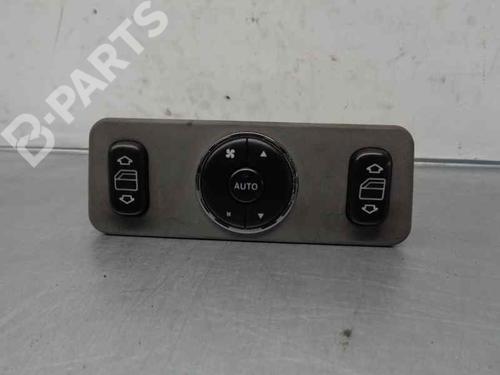 Used Right rear window switch Right rear window switch MERCEDES-BENZ M-CLASS (W163) ML 270 CDI (163.113) (163 hp) 6157764 6157764