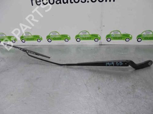 Mecanismo de escovas frente FORD FIESTA V (JH_, JD_) 1.4 TDCi (68 hp) 3471074