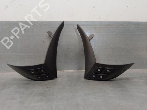 Used Steering wheel controls BMW 5 Touring (E61) 525 d (177 hp) 19142274