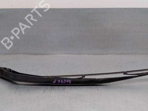 Used Rear windshield wiper arm RENAULT KOLEOS I (HY_) 2.0 dCi 4x4 (HY0K) (150 hp) 18413069