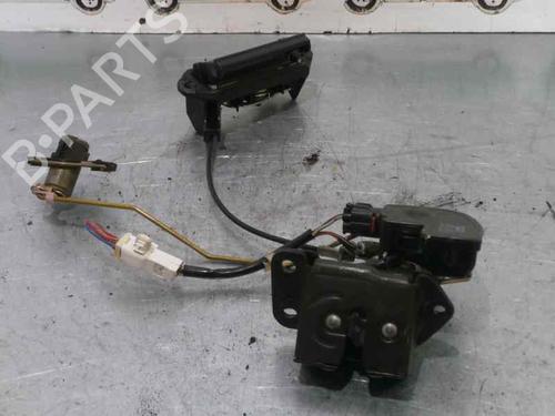 Used Tailgate lock TOYOTA COROLLA (_E12_) 1.6 VVT-i (ZZE121_, ZZE121R) (110 hp) 2111860