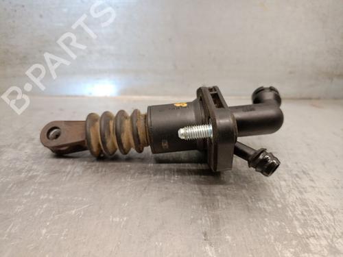 Clutch slave cylinder SUZUKI GRAND VITARA II (JT, TE, TD) 1.9 DDiS All-wheel Drive (JT419, TD44, JB419WD, JB419XD,... | BP19680798M113 