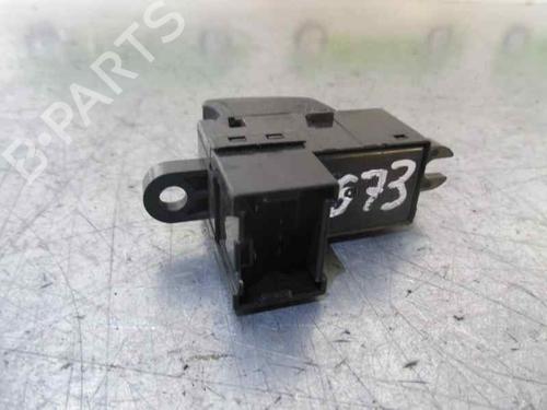 Right front window switch NISSAN PRIMERA (P12) 1.9 dCi | BP2100921I26 