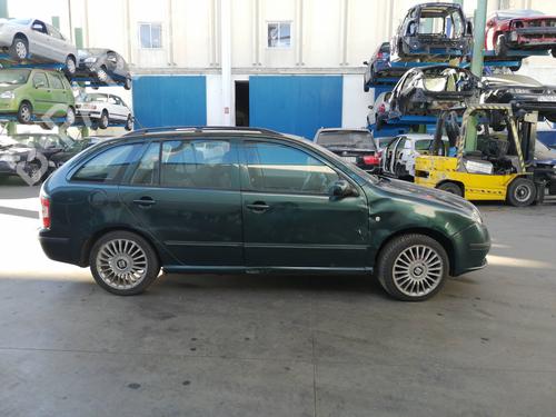 Commande de phare SKODA FABIA I Combi (6Y5) 1.4 TDI | BP8324943I24 