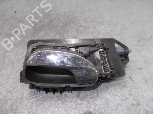 Used Front left interior door handle PEUGEOT 307 Break (3E) 2.0 HDI 110 (107 hp) 3214813