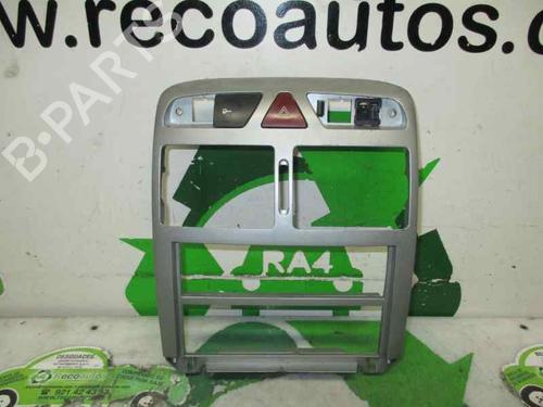 Used Middle console PEUGEOT 307 Break (3E) 2.0 HDI 90 (90 hp) 16714547