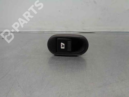 Used Right front window switch Right front window switch PEUGEOT 1007 (KM_) 1.4 (75 hp) 6454280 6454280
