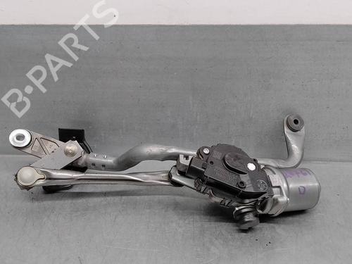 Used Front wiper motor TOYOTA YARIS (_P13_) 1.0 (KSP130_, KSP130) (69 hp) 18808162