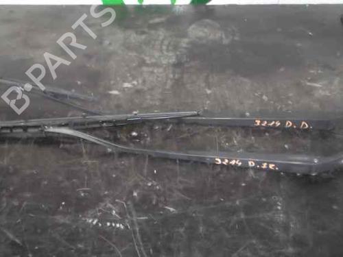 Used Front windshield wiper arm HYUNDAI GETZ (TB) 1.3 i (82 hp) 3471309