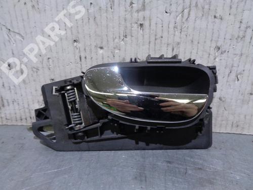 Used Rear left interior door handle Rear left interior door handle PEUGEOT 307 Break (3E) 2.0 HDI 90 (90 hp) 8325829 8325829