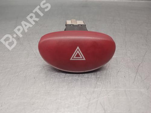 Used Switch Switch PEUGEOT 206 Hatchback (2A/C) 1.9 D (69 hp) 10867386 10867386