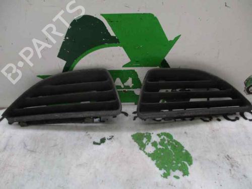 Grill RENAULT MEGANE I Classic (LA0/1_) 1.9 dTi (LA1U) (80 hp) 2305435