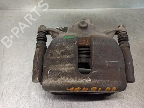Used Right front brake caliper VW GOLF SPORTSVAN VII (AM1, AN1) 1.6 TDI (90 hp) 17639666