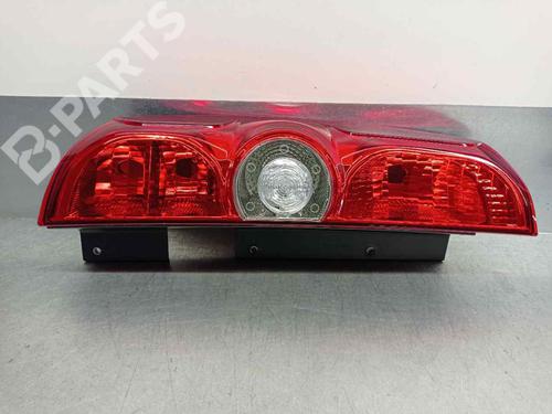 left-taillight-fiat-doblo-cargo-263_-13-d-multijet-1111756112-2010-10009703 main image
