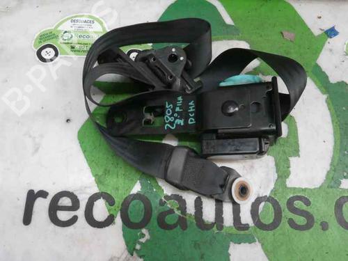 Used Rear right seatbelt CHRYSLER VOYAGER / GRAND VOYAGER III (GS_, NS_) 2.4 i (151 hp) 7447810