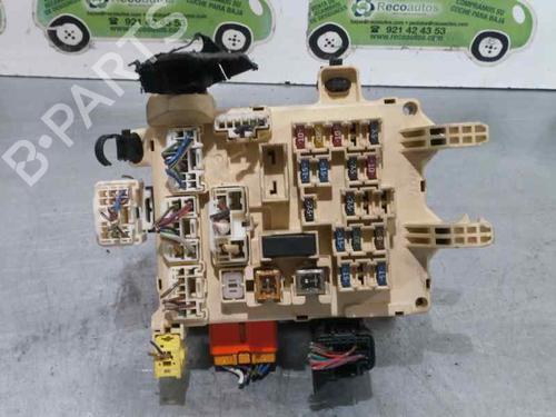 Used Fuse box TOYOTA COROLLA Liftback (_E11_) 1.4 (ZZE111_, ZZE111R) (97 hp) 2076627