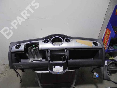 Used Dashboard Dashboard MINI MINI (R50, R53) Cooper (116 hp) 8253940 8253940