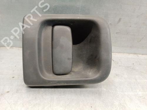 Used Front right exterior door handle RENAULT MASTER II Van (FD) 2.5 dCi (120 hp) 18910178