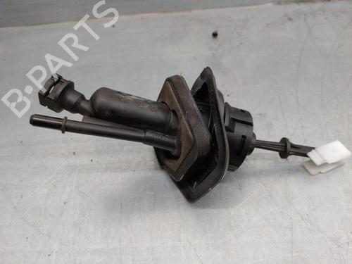 Used Clutch slave cylinder FORD KUGA I 2.0 TDCi (136 hp) 18431933
