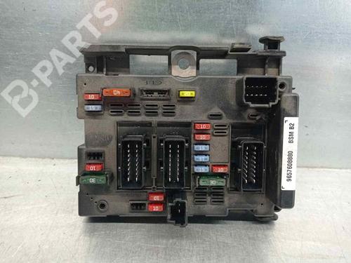 Used Fuse box Fuse box PEUGEOT 206 Hatchback (2A/C) 1.4 HDi eco 70 (68 hp) 10082222 10082222