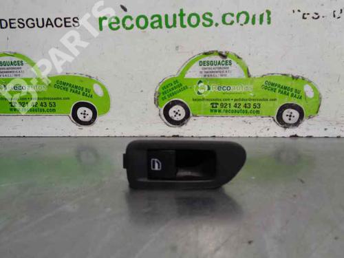 Used Left rear window switch Left rear window switch VW GOLF VI (5K1) 1.6 TDI (105 hp) 5803824 5803824
