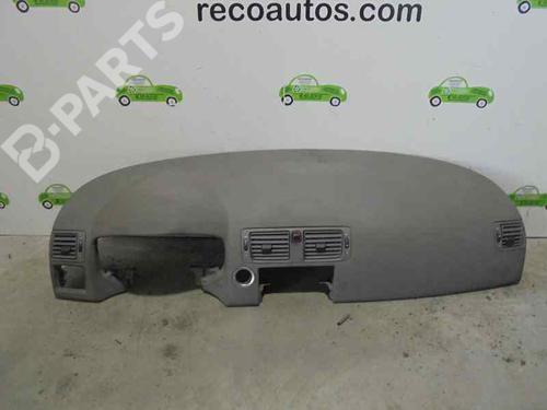 dashboard-volvo-v50-545-20-d-2003-2004-2005-2006-2007-2008-2009-2010-2011-2012-2309568 main image