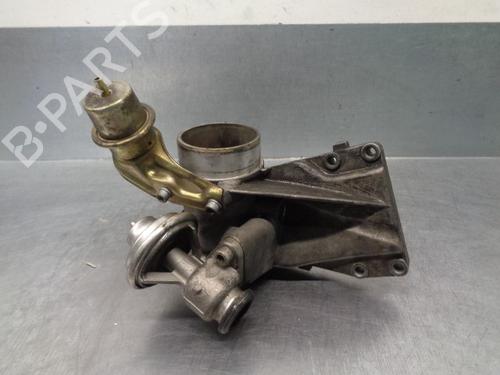 Used Throttle body MERCEDES-BENZ E-CLASS (W210) [1995-2003]  17534734