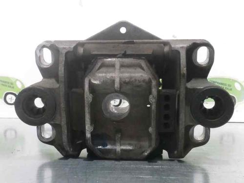 Used Engine mount FORD MONDEO III Saloon (B4Y) 1.8 16V (125 hp) 8763418