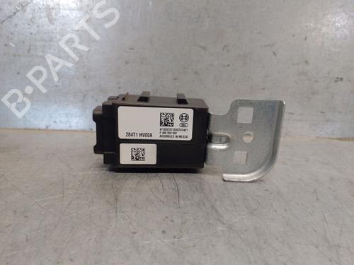 Used Electronic module NISSAN QASHQAI II SUV (J11, J11_) 1.2 DIG-T (115 hp) 19641542