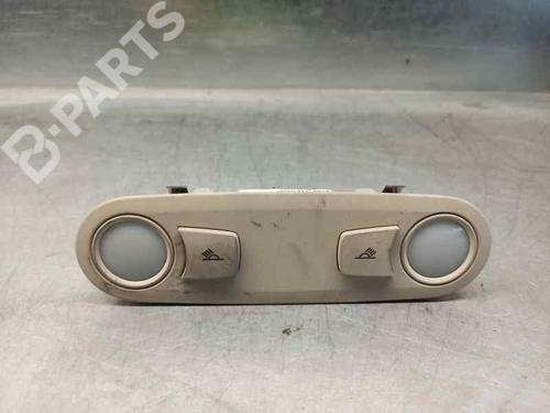 interior-roof-light-audi-a4-b8-8k2-20-tfsi-flexible-fuel-8t0947111au57-2007-2008-2009-2010-2011-2012-2013-2014-2015-2016-2017-7446681 main image